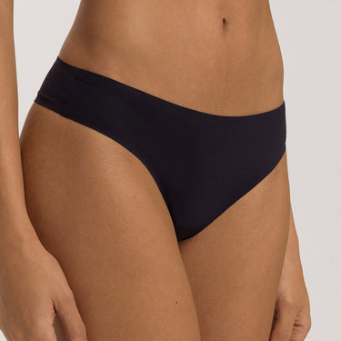 Invisible Touch string trusse