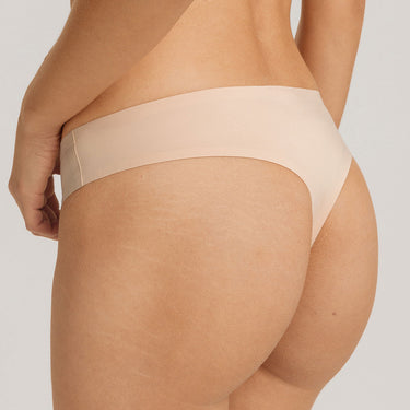 Invisible Touch string trusse