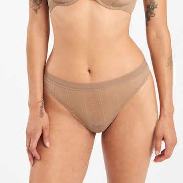 ELSE Lingerie Izzy string trusse taupe Brun 1