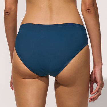 Elements bikinitrusse høj