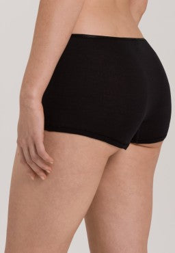 Hanro Cotton Seamless shorts trusse med kort ben black Sort 3